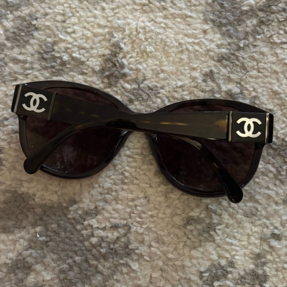 CHANEL Accessories - Chanel sunglasses